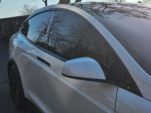 Used 2024 Tesla Model X Plaid image 20