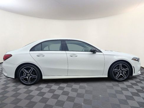 Used 2021 Mercedes-Benz A 220 A 220 image 7