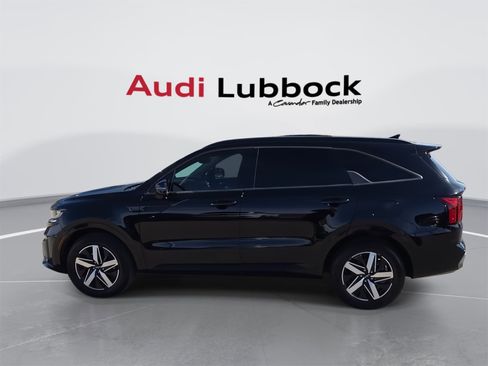 Used 2022 Kia Sorento EX w/ Panoramic Sunroof Package image 6