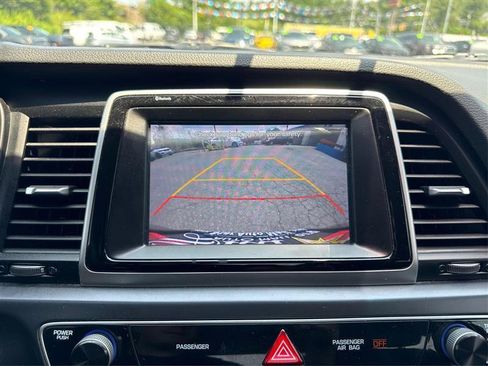 Used 2018 Hyundai Sonata SE FWD image 32