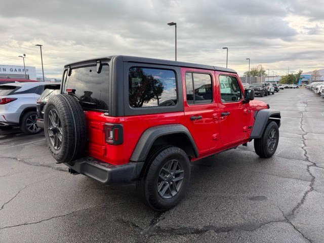 Used 2025 Jeep Wrangler Unlimited Sport AWD/4WD image 9