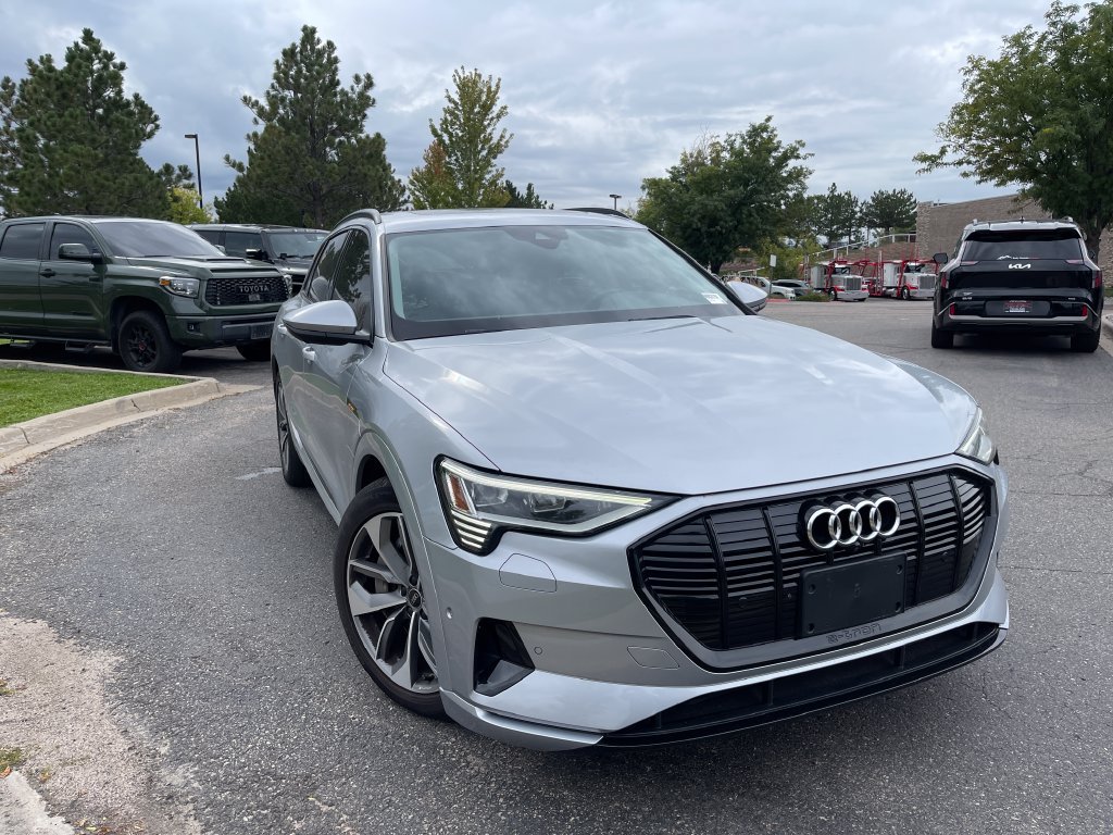 Used 2021 Audi e-tron Premium Plus w/ Premium Plus Package AWD/4WD image 1