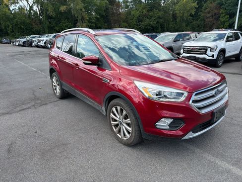 Used 2017 Ford Escape Titanium w/ Equipment Group 301A AWD/4WD image 26