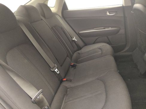 Used 2020 Kia Optima LX image 19