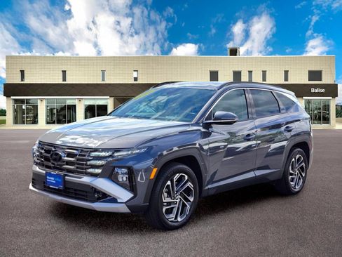 Used 2025 Hyundai Tucson Limited AWD/4WD image 7