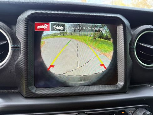 Used 2021 Jeep Wrangler Unlimited Rubicon 4xe w/ Steel Bumper Group image 29