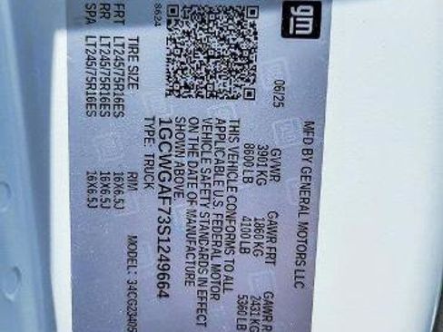 New 2025 Chevrolet Express 2500 Regular Wheelbase w/ Driver Convenience Package image 21