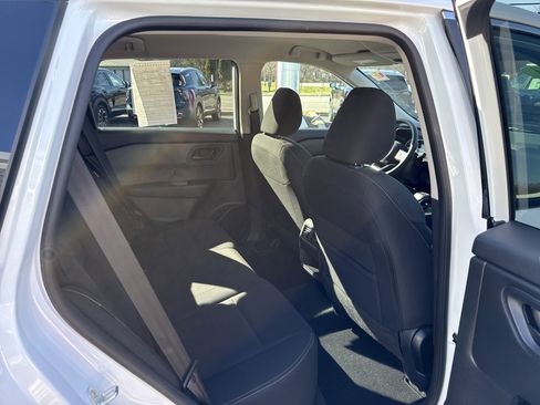 Certified 2024 Nissan Rogue S image 15