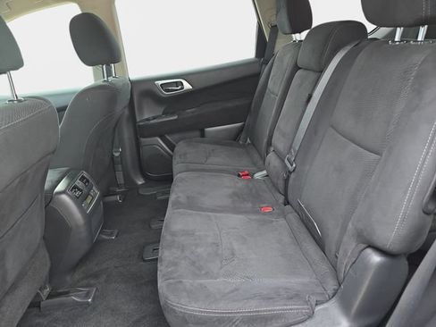 Used 2015 Nissan Pathfinder S AWD/4WD image 17
