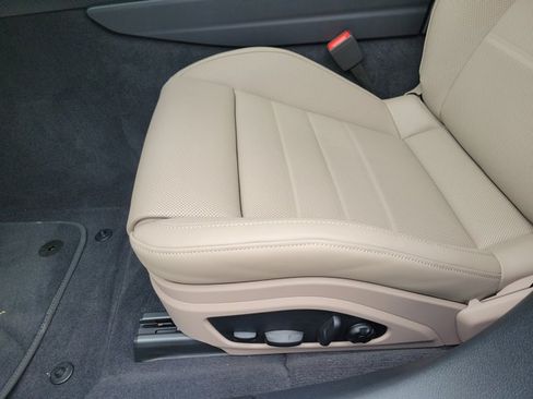 Certified 2026 Porsche Panamera 4 AWD/4WD image 26