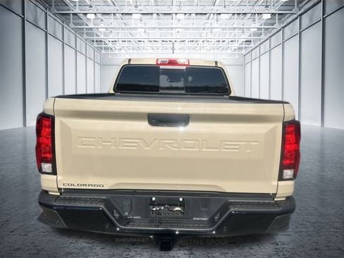 Certified 2024 Chevrolet Colorado Trail Boss w/ Technology Package image 5