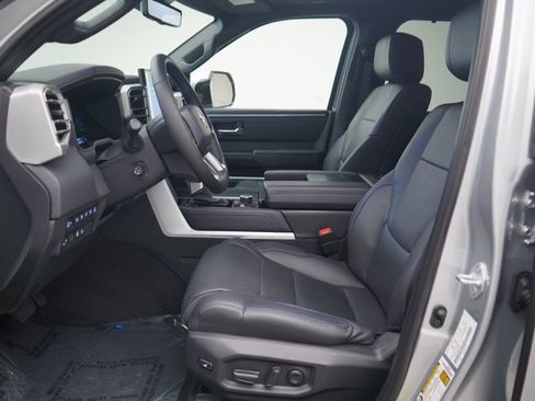 Used 2023 Toyota Tundra Platinum image 7