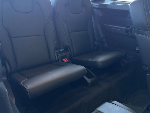 Used 2023 Volvo XC90 T8 Ultimate w/ Protection Package Premier AWD/4WD image 17