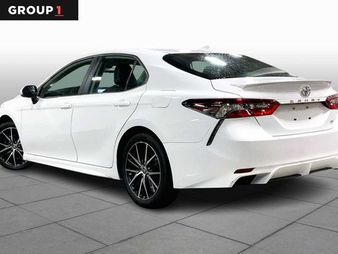 Certified 2024 Toyota Camry SE image 11