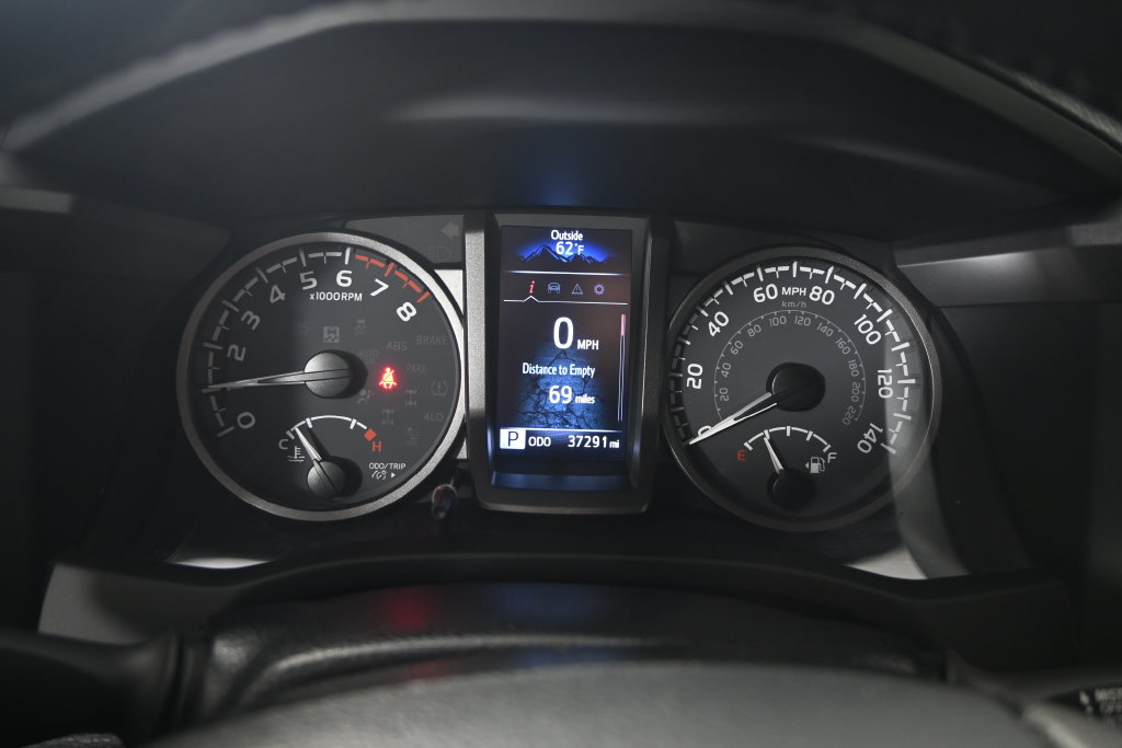 Used 2023 Toyota Tacoma TRD Sport AWD/4WD image 24