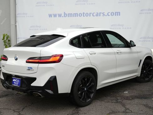 Used 2022 BMW X4 xDrive30i w/ M Sport Package 2 AWD/4WD image 3