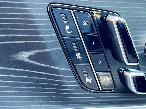 New 2026 Cadillac Lyriq Premium Sport image 21