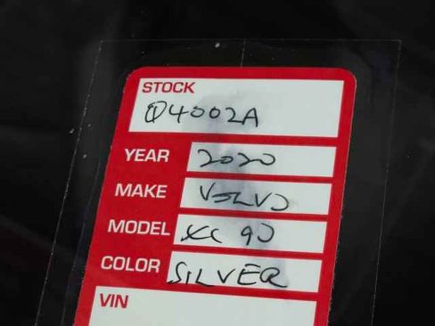 Used 2020 Volvo XC90 T6 Momentum w/ Protection Package Premier image 35