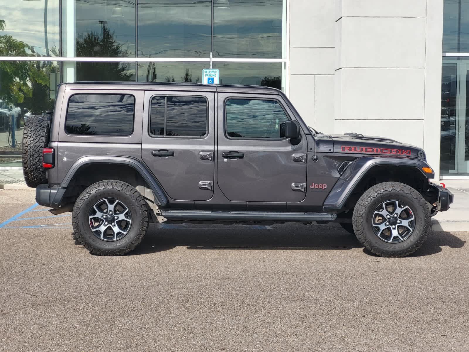 Used 2019 Jeep Wrangler Unlimited Rubicon AWD/4WD image 4