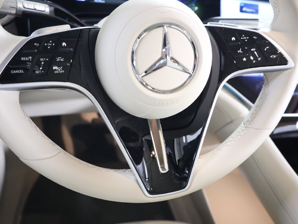Used 2025 Mercedes-Benz EQS 450+ 4MATIC SUV image 76