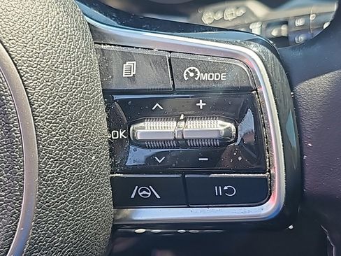 Used 2021 Kia Sorento S image 18