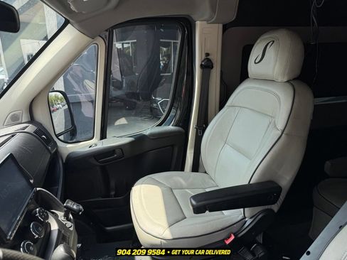 Used 2015 RAM ProMaster 2500 w/ Premium Appearance Group FWD image 25