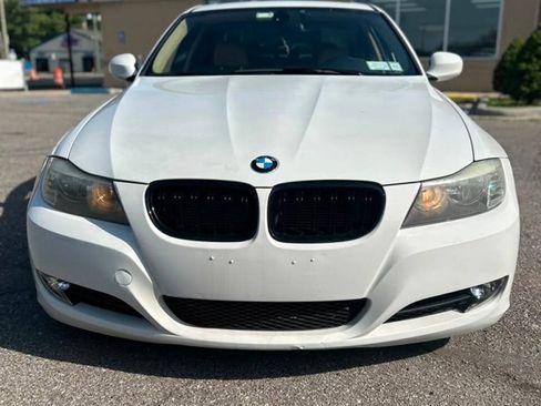 Used 2011 BMW 328i Sedan RWD image 2