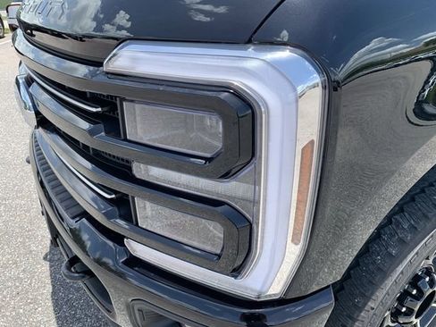 New 2025 Ford F350 Platinum w/ FX4 Off-Road Package image 9