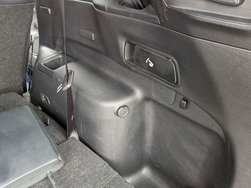 Used 2022 Mitsubishi Outlander SE image 35