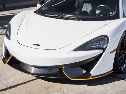 Used 2020 McLaren 570S Coupe image 18