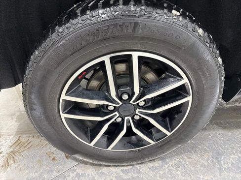 Certified 2020 Jeep Grand Cherokee Trailhawk w/ Premium Lighting Group image 8