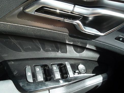 Used 2024 Kia Sportage SX image 15