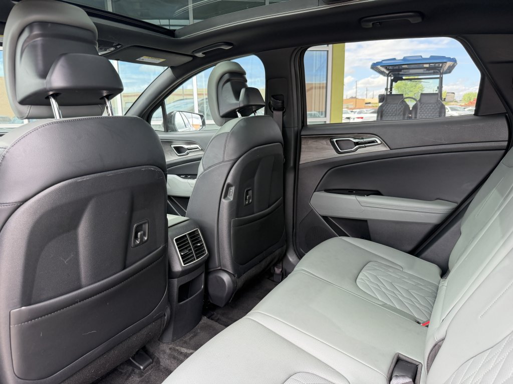 Used 2025 Kia Sportage X-Line AWD/4WD image 32
