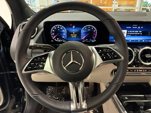 Used 2026 Mercedes-Benz GLA 250 4MATIC image 19