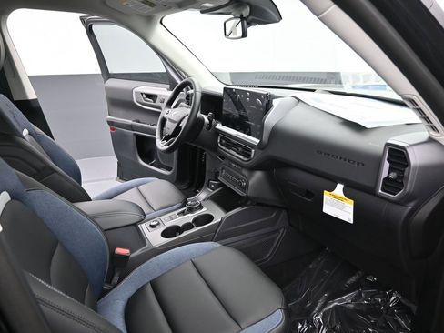 New 2025 Ford Bronco Sport Outer Banks image 24