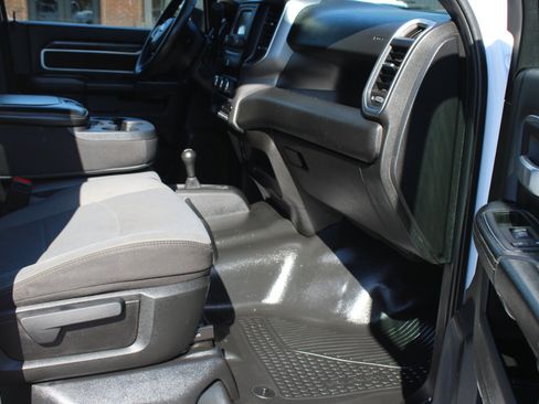 Used 2024 RAM 4500 SLT w/ Quick Order Package 2YG SLT image 9