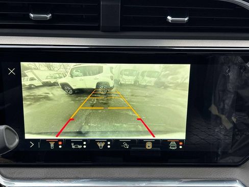 New 2026 GMC Sierra 3500 Denali w/ Denali Reserve Package AWD/4WD image 16