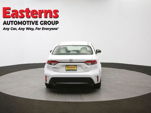 Used 2020 Toyota Corolla LE image 37