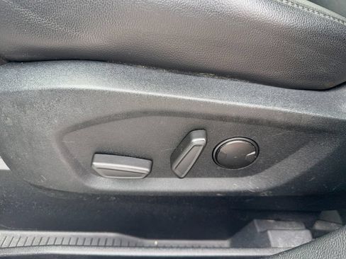 Used 2022 Ford Edge Titanium AWD/4WD image 14