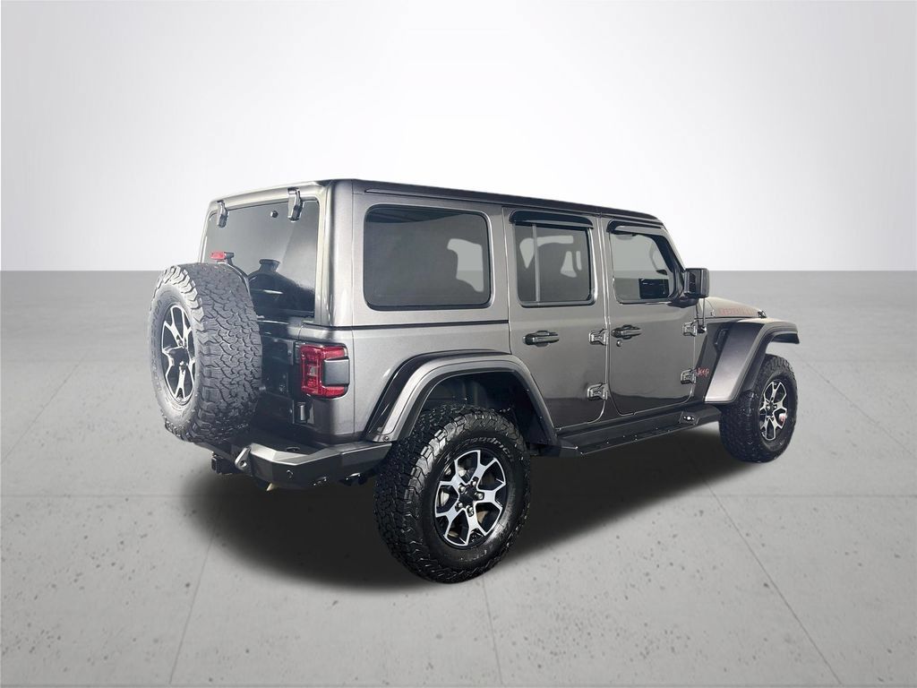 Used 2022 Jeep Wrangler Unlimited Rubicon w/ LED Lighting Group AWD/4WD image 6