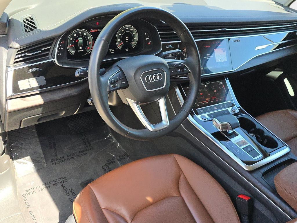 Used 2023 Audi Q7 2.0T Premium w/ Convenience Package AWD/4WD image 20