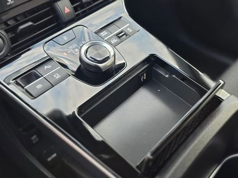 Certified 2024 Subaru Solterra Premium image 29