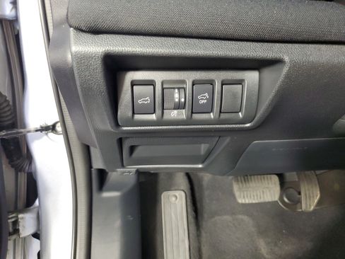 Used 2025 Subaru Outback Premium AWD/4WD image 27