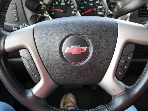 Used 2008 Chevrolet Silverado 1500 LT w/ Power Pack Plus image 17