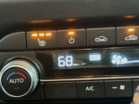 Used 2019 MAZDA CX-5 Touring image 18