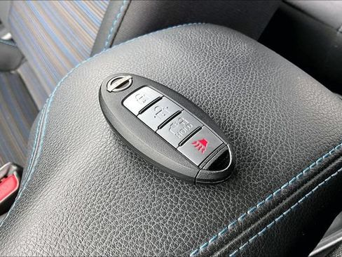Certified 2025 Nissan Leaf SV Plus FWD image 33