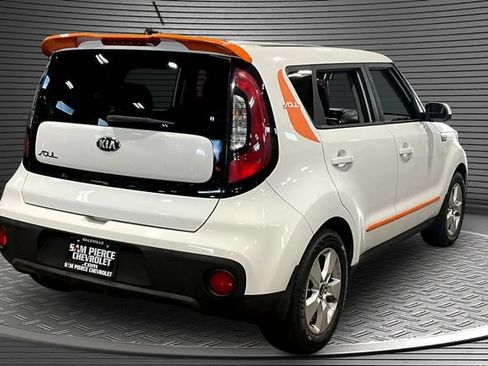 Used 2018 Kia Soul FWD image 6