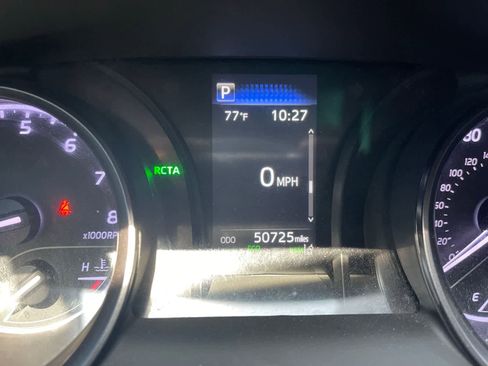 Used 2023 Toyota Camry SE w/ Convenience Package FWD image 7