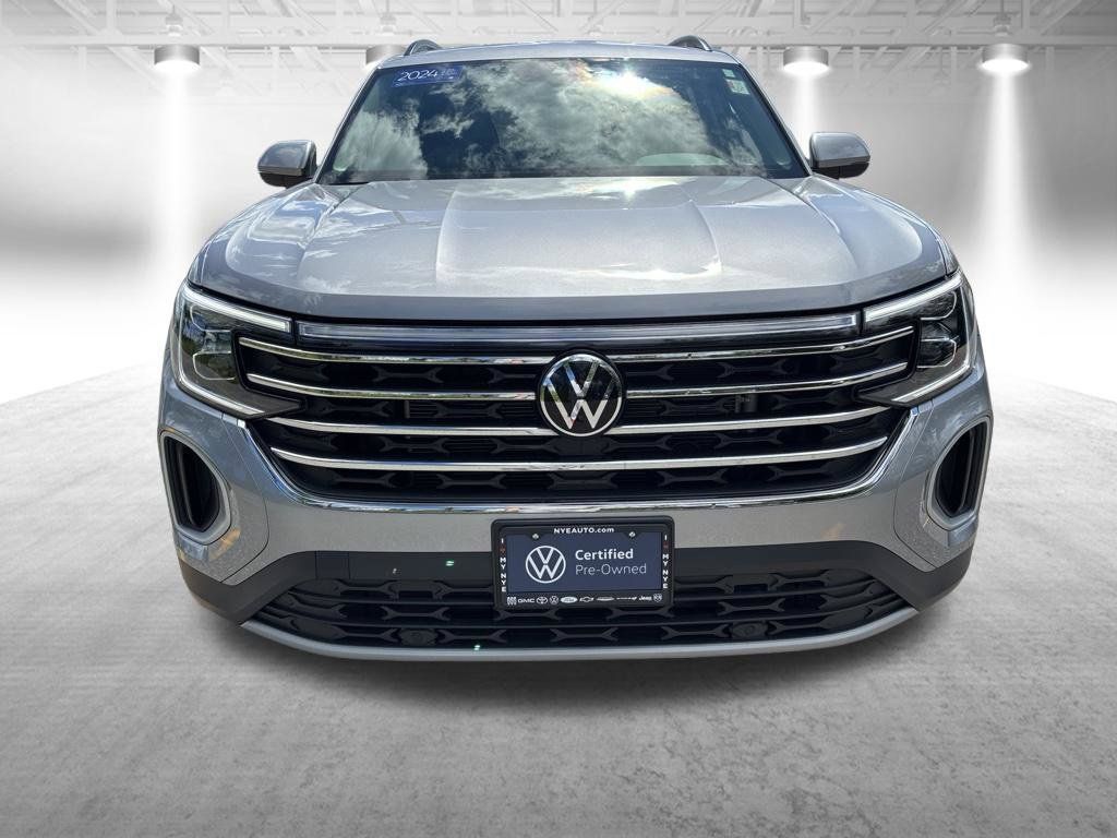 Used 2024 Volkswagen Atlas SE AWD/4WD image 9