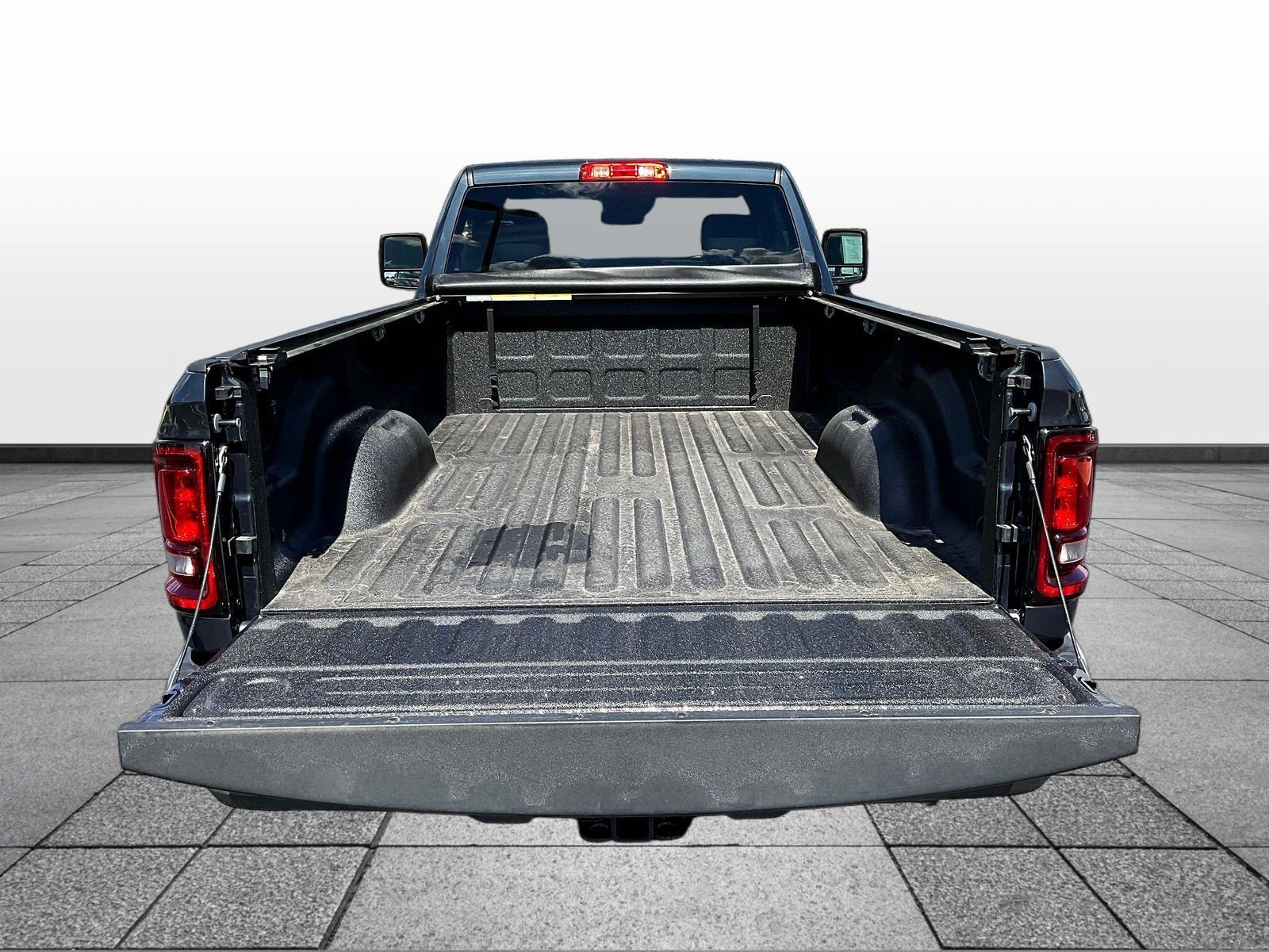 Used 2026 RAM 2500 Tradesman w/ Chrome Appearance Group AWD/4WD image 9